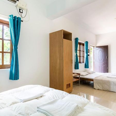 أنجونا Casa De Mor Room With Pool المظهر الخارجي الصورة