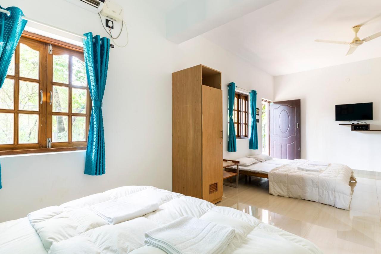 أنجونا Casa De Mor Room With Pool المظهر الخارجي الصورة