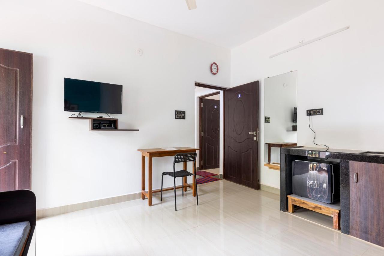 أنجونا Casa De Mor Room With Pool المظهر الخارجي الصورة